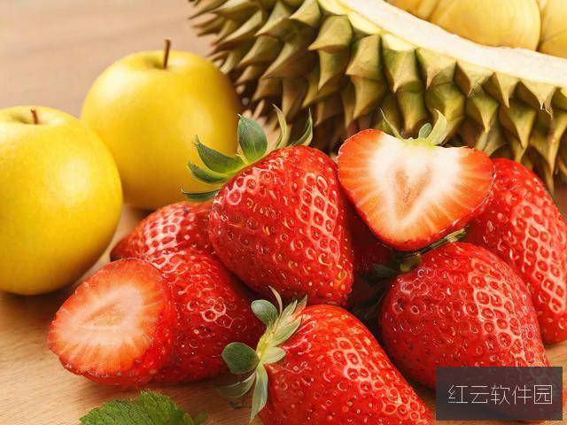 蔬果王国里的五彩人生,草莓的娇艳与榴莲的争议